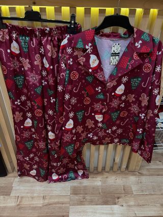 Výprodej vánočních pyžam 🤩🤩 520,- ‼️‼️ Sedne do velikosti L